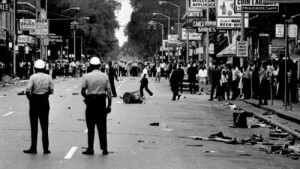 7-23-15-detroit_race_riot_1967