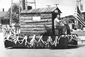 9-5-15-1972 Historical Socity float in the Troy Daze Parade