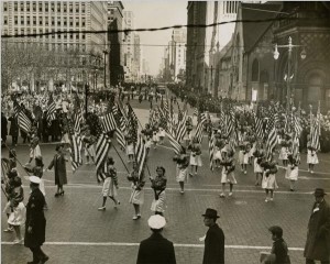 11-25-15-Gimbels Parade