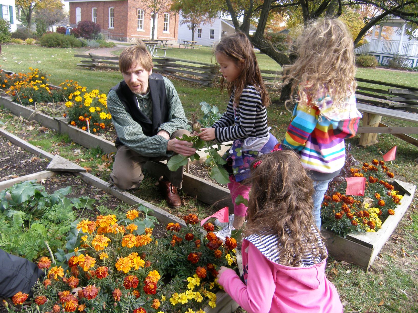 Hands-On History in the Pioneer Garden